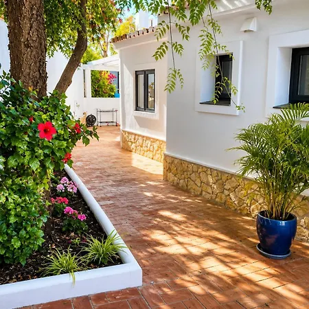 Villa Private, Luxury Villa- San Pedro, *
