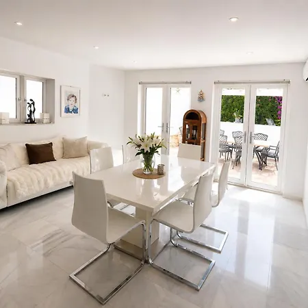 Private, Luxury Villa- San Pedro, Villa *