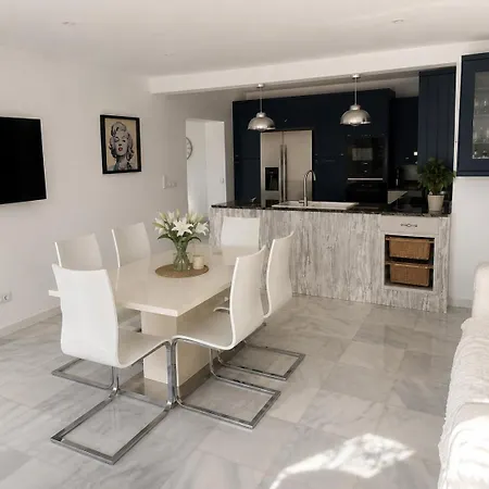 Private, Luxury Villa- San Pedro,